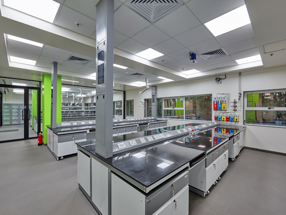 Chemical Engineering Company, Ambernath, Thane - Lab Granite Tables and Cabinets