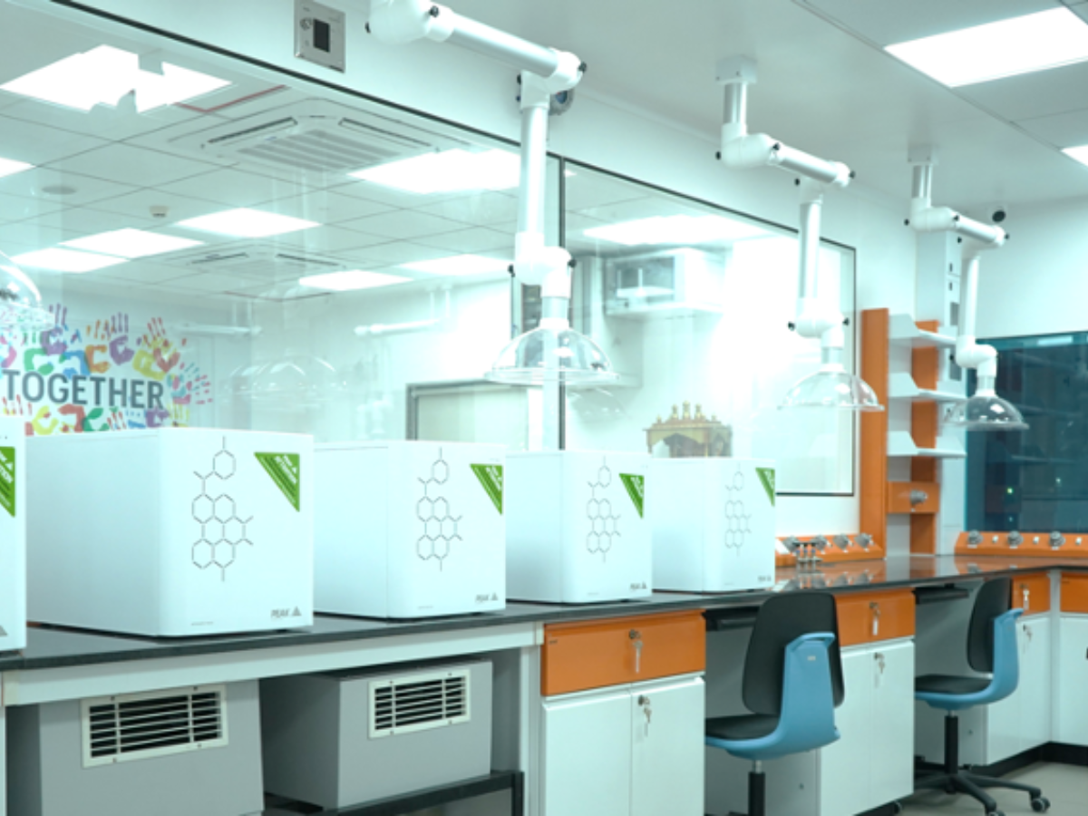 Specialty Chemical Company, Kutch, Gujarat - Lab furniture, spot extractor - Turnkey Lab Design and Construction by SbyD